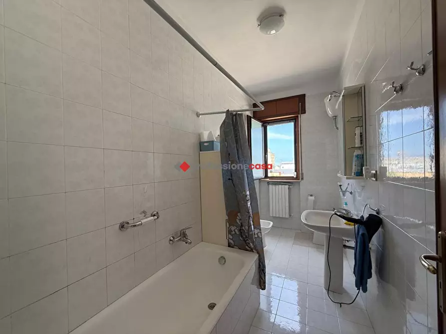 Immagine 11 di Appartamento in vendita  in Via Francesco Compagna, 36 a Foggia