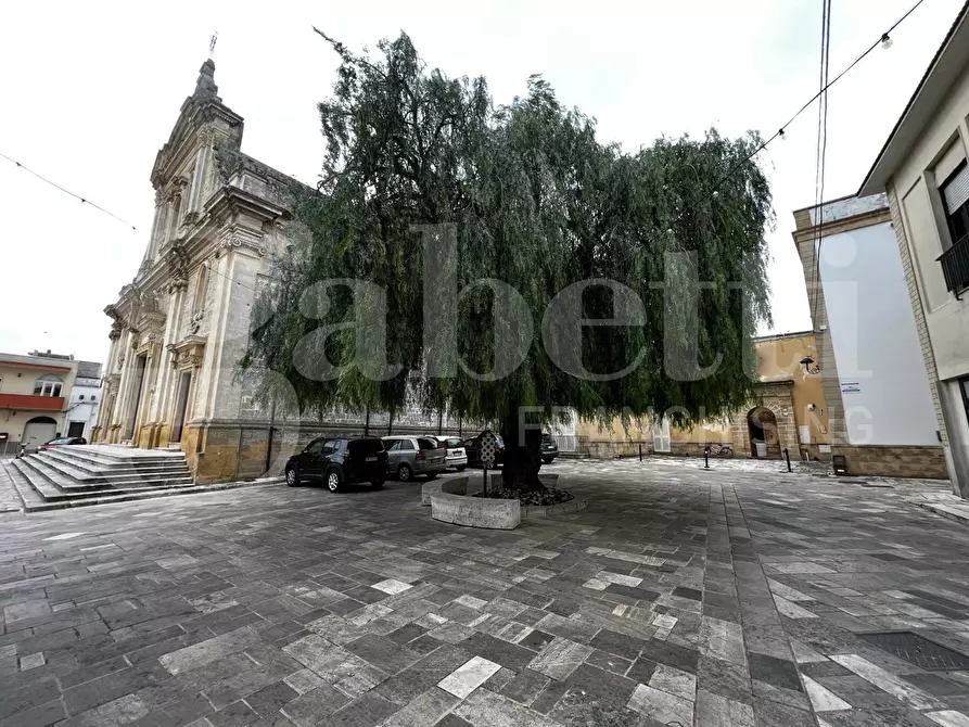 Immagine 4 di Villa in vendita  in Piazza Maria SS. del Rosario, 3/B a Guagnano