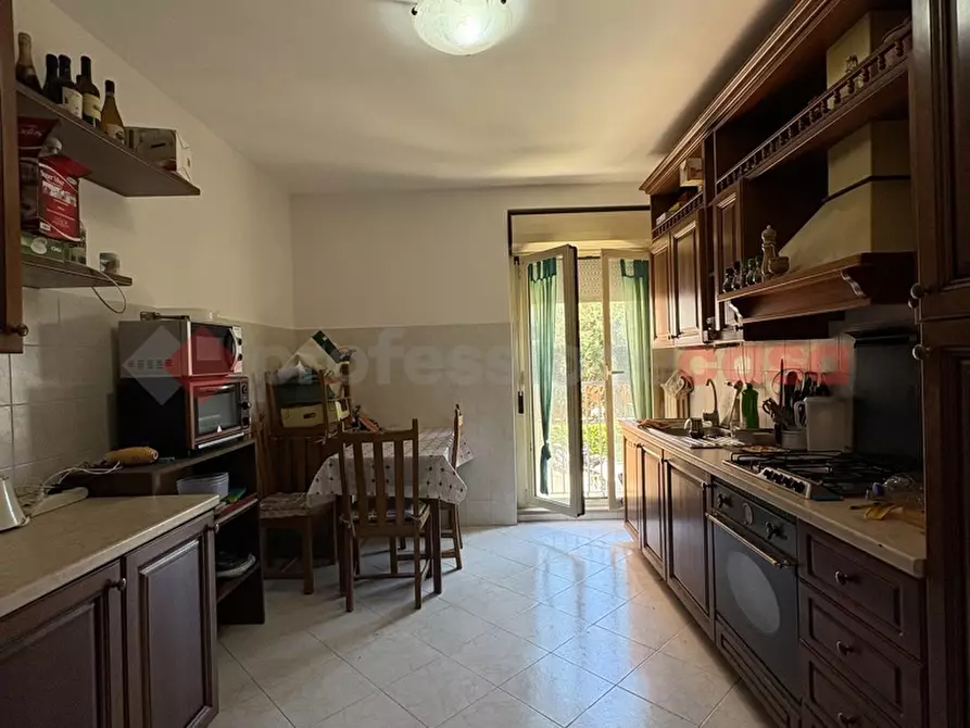 Immagine 4 di Appartamento in vendita  in Via CALCATORE, 11 a Terracina