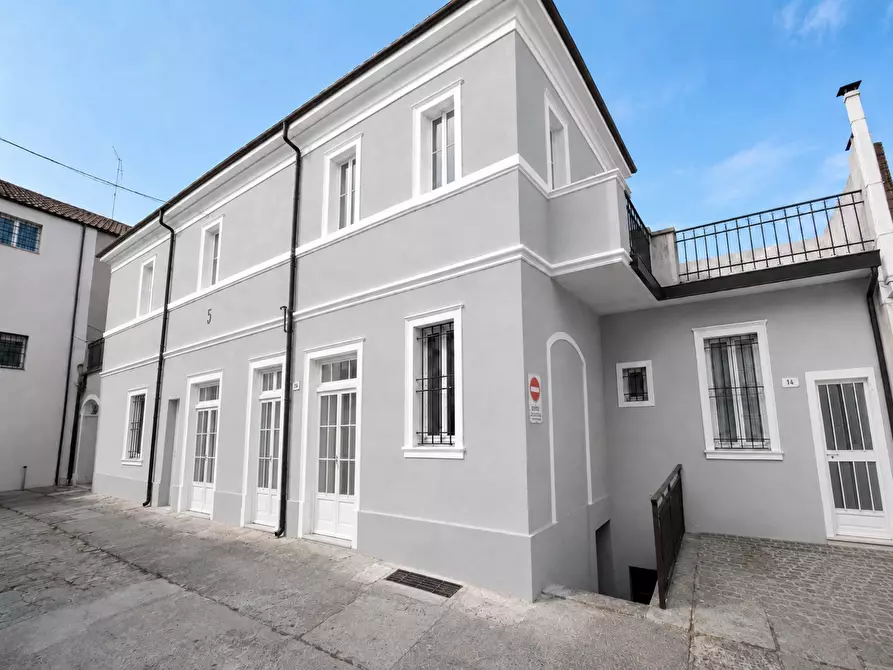 Immagine 1 di Appartamento in vendita  in Via Doberdo', 12 a Forli'