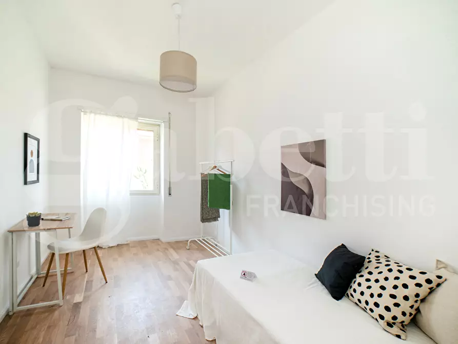 Immagine 10 di Appartamento in vendita  in Via Buggiano, 10 a Roma