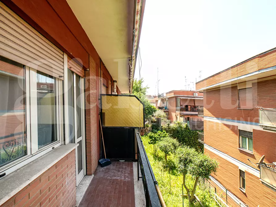 Immagine 15 di Appartamento in vendita  in Via Buggiano, 10 a Roma