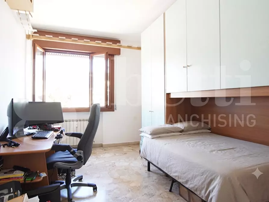 Immagine 11 di Appartamento in vendita  in Via Roma, . a Venezia