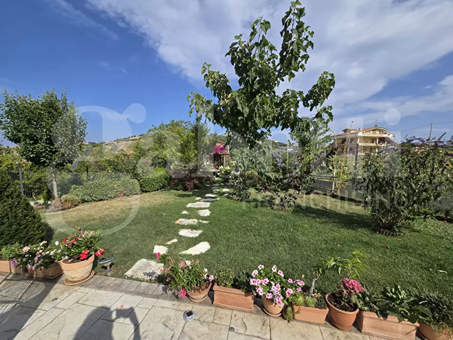 Immagine 34 di Casa indipendente in vendita  in Via Colle Luna, 3 a Tortoreto