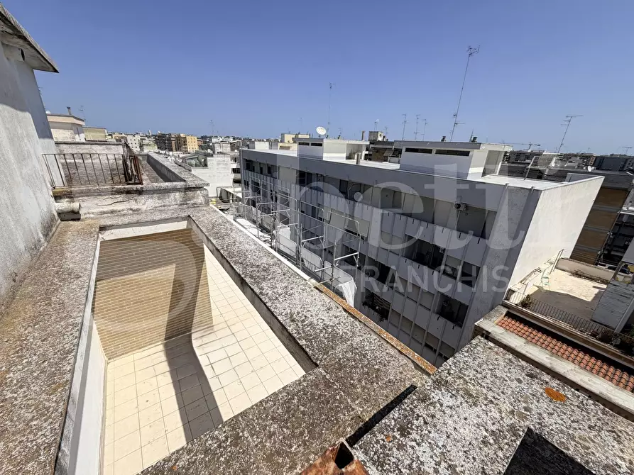 Immagine 25 di Attico in vendita  in Via Salandra, 30 a Lecce