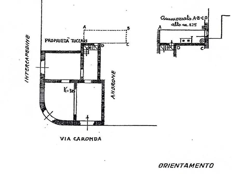 Immagine 20 di Negozio in vendita  in Via Caronda, 111 a Catania