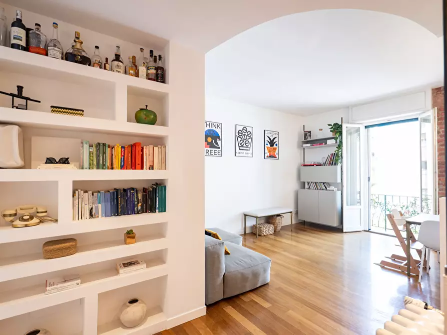 Immagine 8 di Appartamento in vendita  in Via COSTANZA a Milano