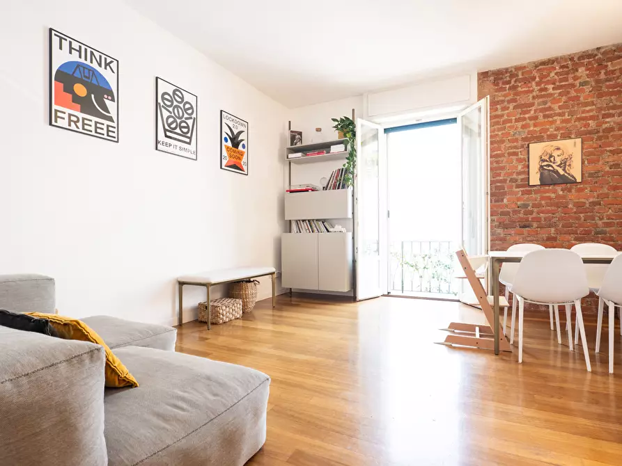 Immagine 1 di Appartamento in vendita  in Via COSTANZA a Milano