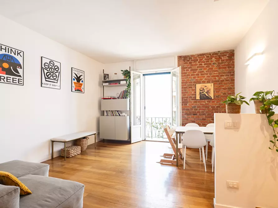 Immagine 3 di Appartamento in vendita  in Via COSTANZA a Milano