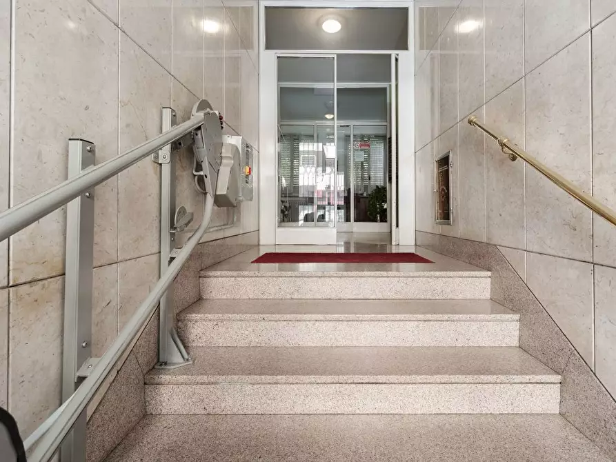 Immagine 31 di Appartamento in vendita  in Viale SUZZANI, 17 a Milano