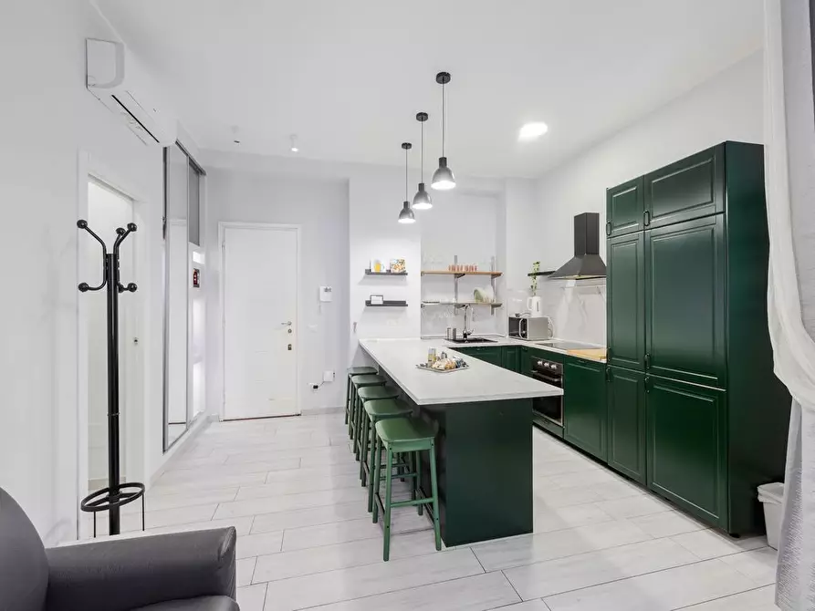 Immagine 5 di Appartamento in vendita  in Viale SUZZANI, 17 a Milano
