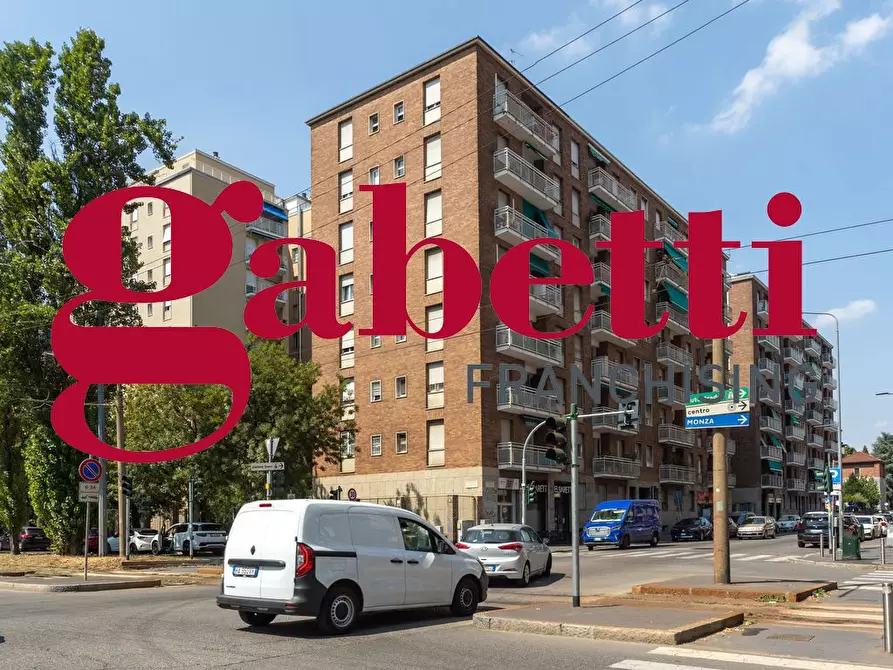 Immagine 1 di Appartamento in vendita  in Viale SUZZANI, 17 a Milano