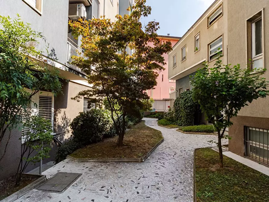 Immagine 32 di Appartamento in vendita  in Via MONTE ROTONDO, 3 a Milano