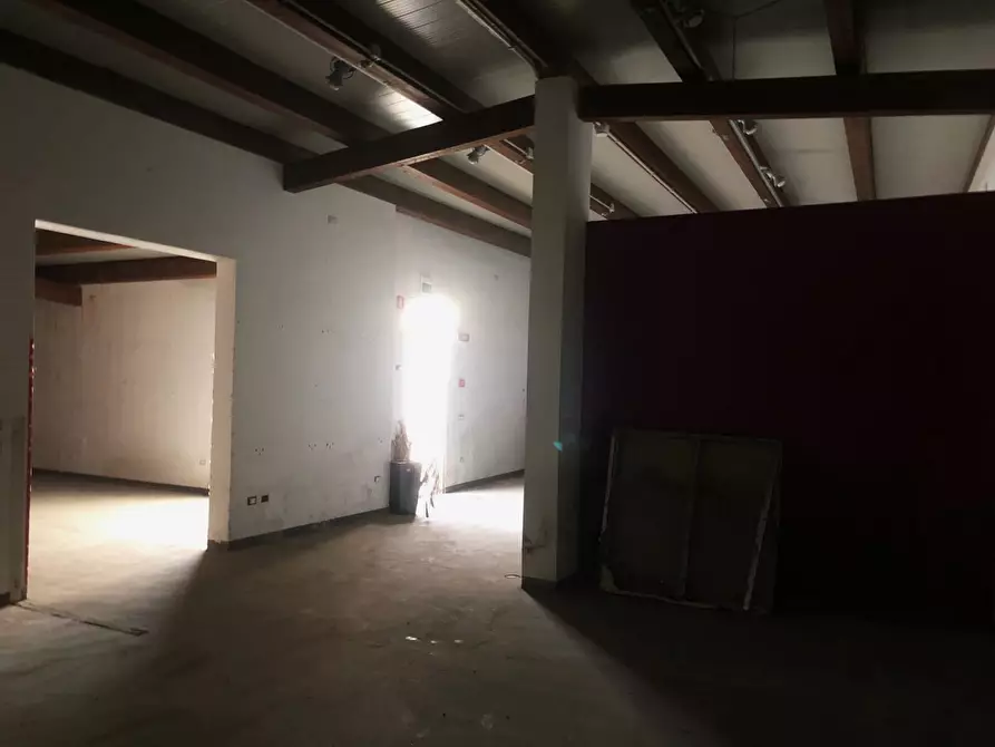 Immagine 6 di Magazzino in vendita  in Via Fondo Caminneci, 5 a Palermo