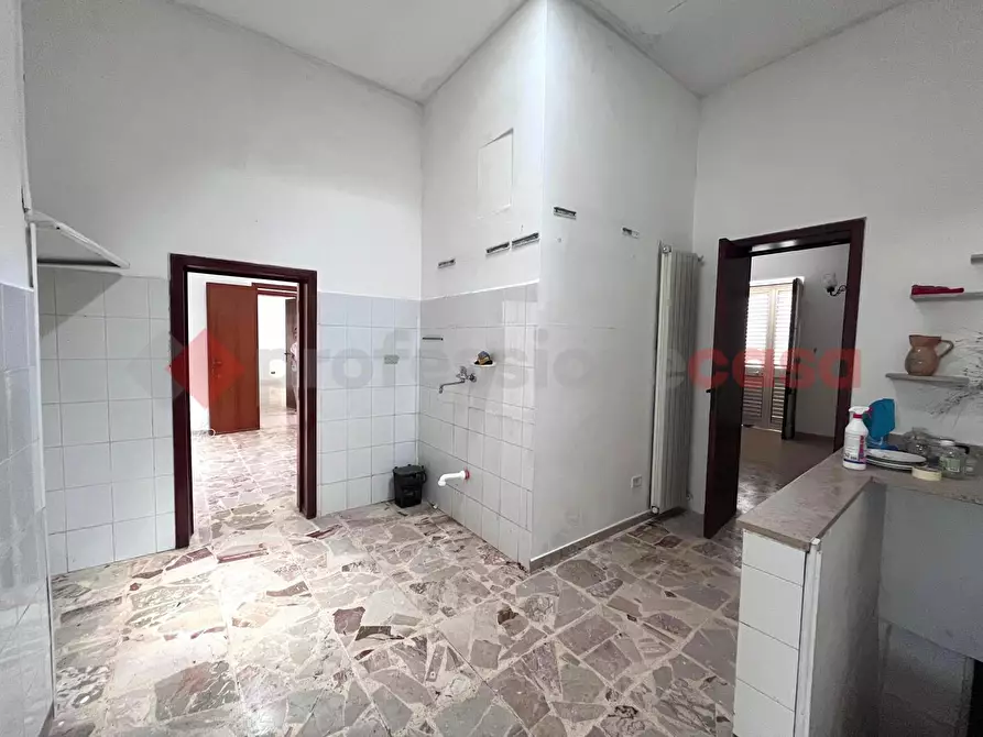 Immagine 14 di Casa indipendente in vendita  in Via Toti a Poggiardo