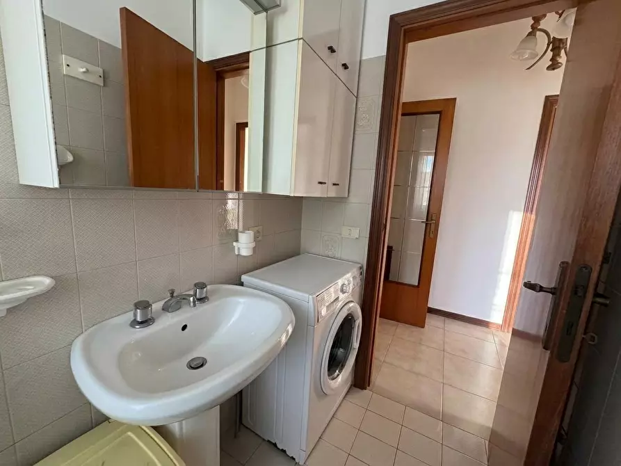 Immagine 20 di Appartamento in vendita  in Via spada a Osimo
