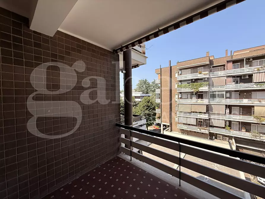 Immagine 16 di Appartamento in vendita  in Via Duccio di Buoninsegna, 75 a Roma