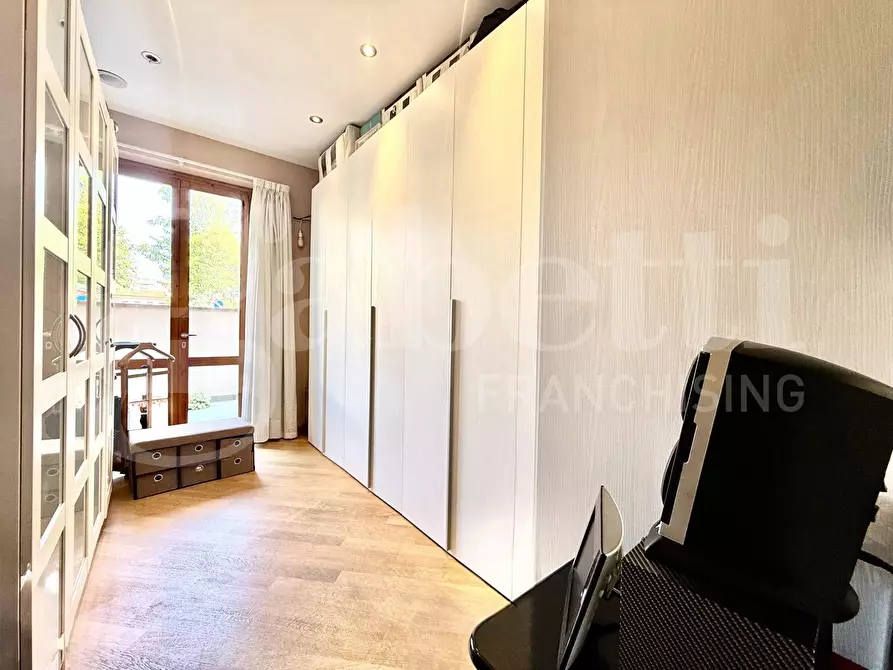 Immagine 12 di Appartamento in vendita  in Via correggio a Empoli