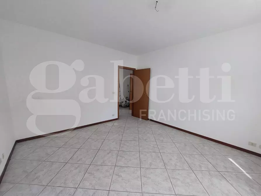 Immagine 16 di Palazzo in vendita  in Via Cesare Battisti, 163 a Alba Adriatica