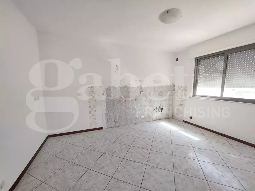 Immagine 9 di Palazzo in vendita  in Via Cesare Battisti, 163 a Alba Adriatica