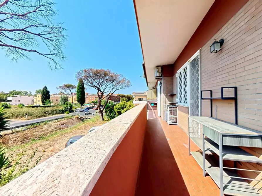 Immagine 6 di Appartamento in vendita  in Via di Macchia Palocco, 10 a Roma