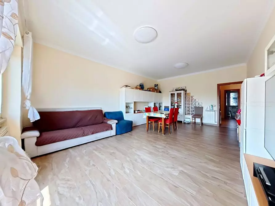 Immagine 3 di Appartamento in vendita  in Via di Macchia Palocco, 10 a Roma
