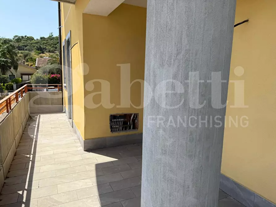 Immagine 14 di Villa in vendita  in Via Galatea, 17 a Aci Catena