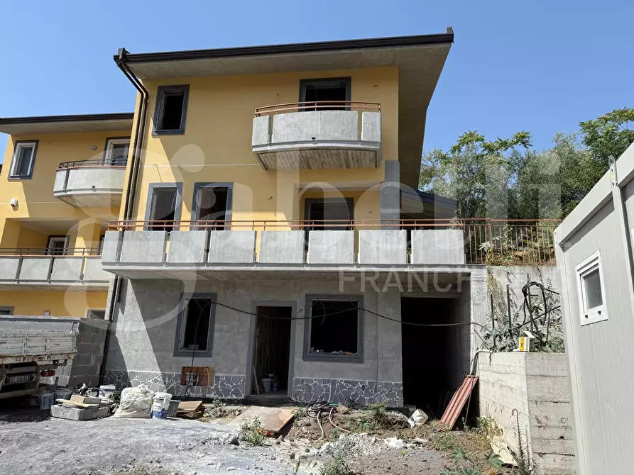 Immagine 7 di Villa in vendita  in Via Galatea, 17 a Aci Catena