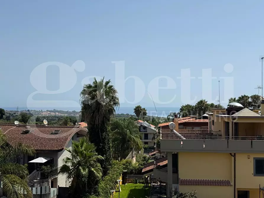 Immagine 6 di Villa in vendita  in Via Galatea, 17 a Aci Catena