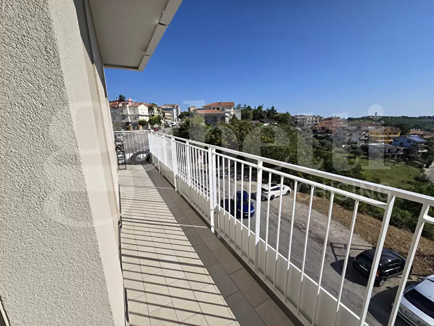 Immagine 12 di Appartamento in vendita  in Via nicola pompizii, 22 a Mosciano Sant'angelo