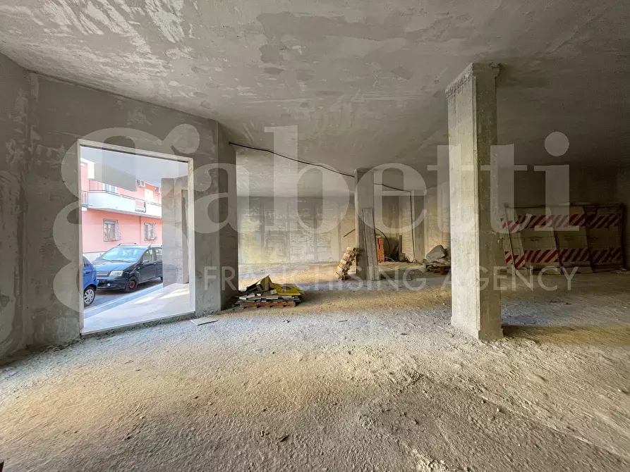 Immagine 7 di Negozio in affitto  in Via Antonio Gramsci, 43 a Frattaminore