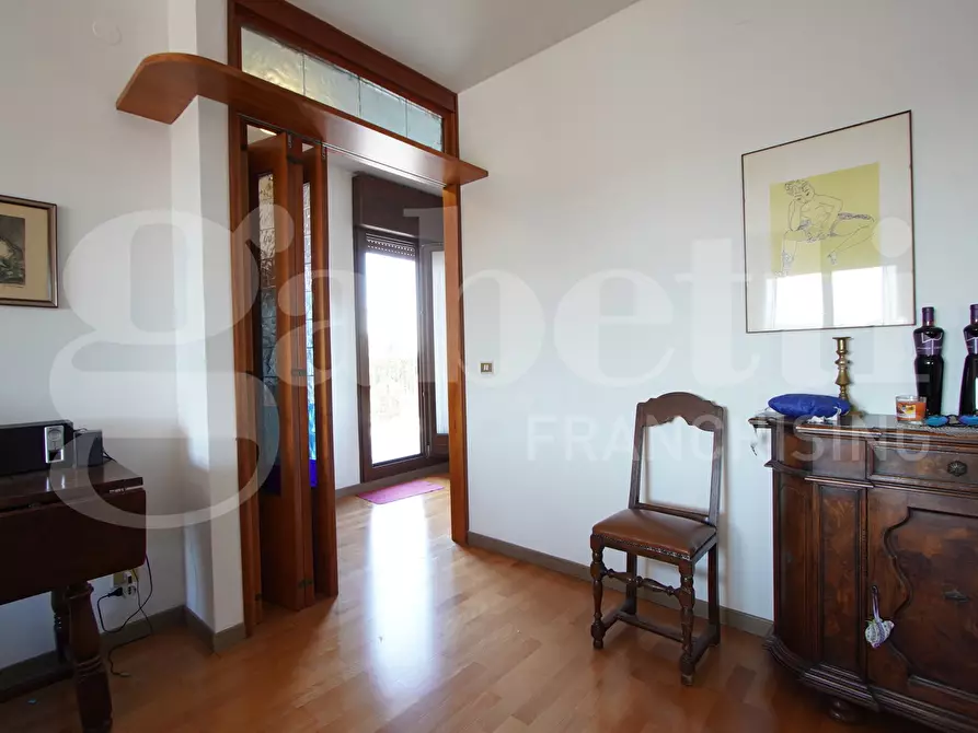 Immagine 6 di Appartamento in vendita  in Viale Giuseppe Garibaldi, . a Venezia