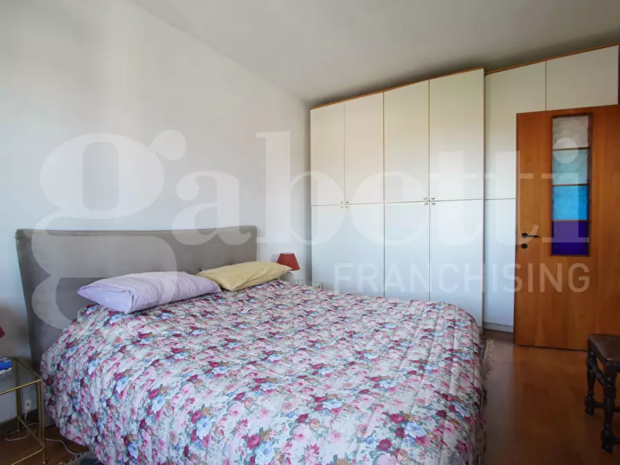 Immagine 10 di Appartamento in vendita  in Viale Giuseppe Garibaldi, . a Venezia