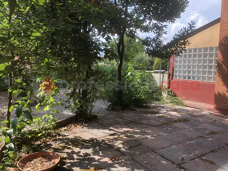 Immagine 36 di Villetta a schiera in vendita  in Via Germania, 47 a Alatri