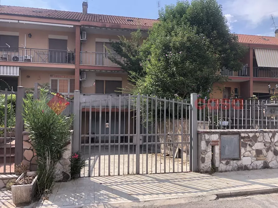 Immagine 1 di Villetta a schiera in vendita  in Via Germania, 47 a Alatri