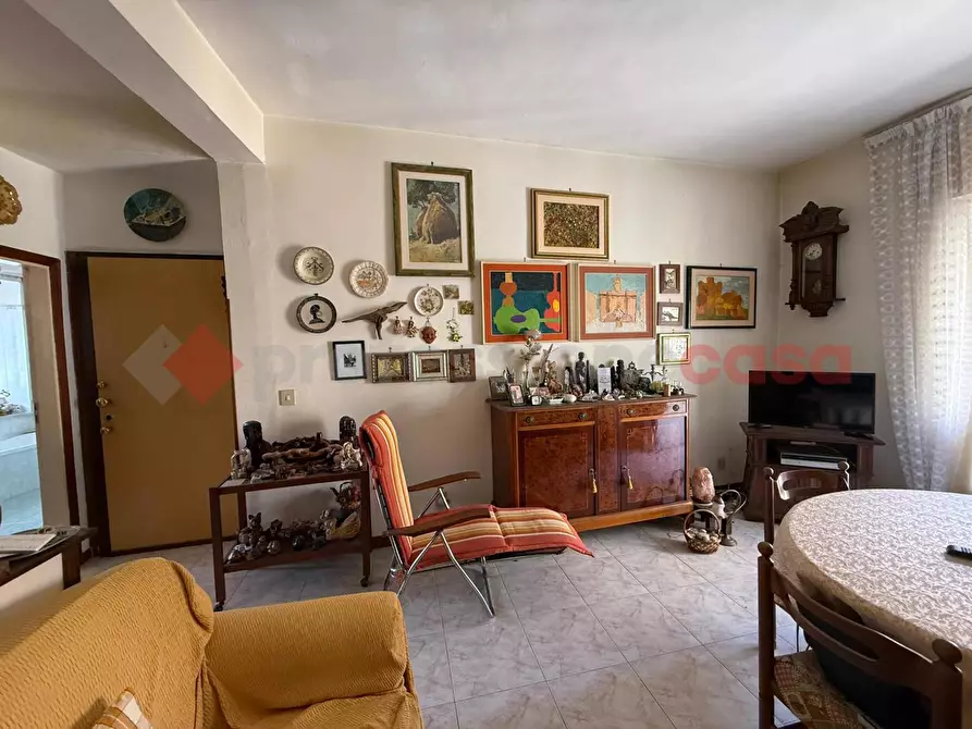 Immagine 4 di Appartamento in vendita  in Via Umberto Primo, 45 a San Polo Dei Cavalieri