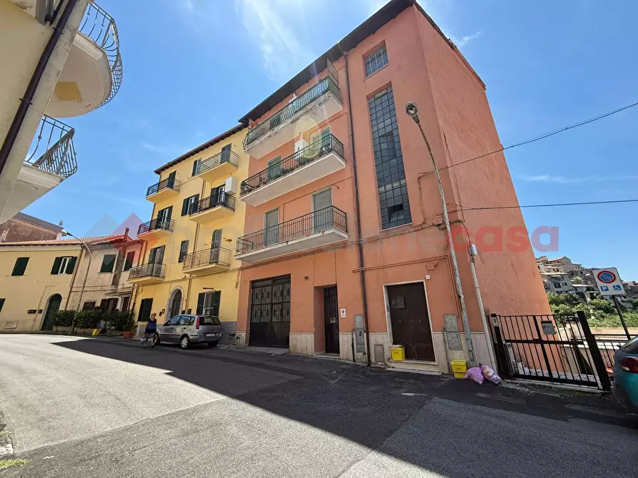 Immagine 2 di Appartamento in vendita  in Via Umberto Primo, 45 a San Polo Dei Cavalieri