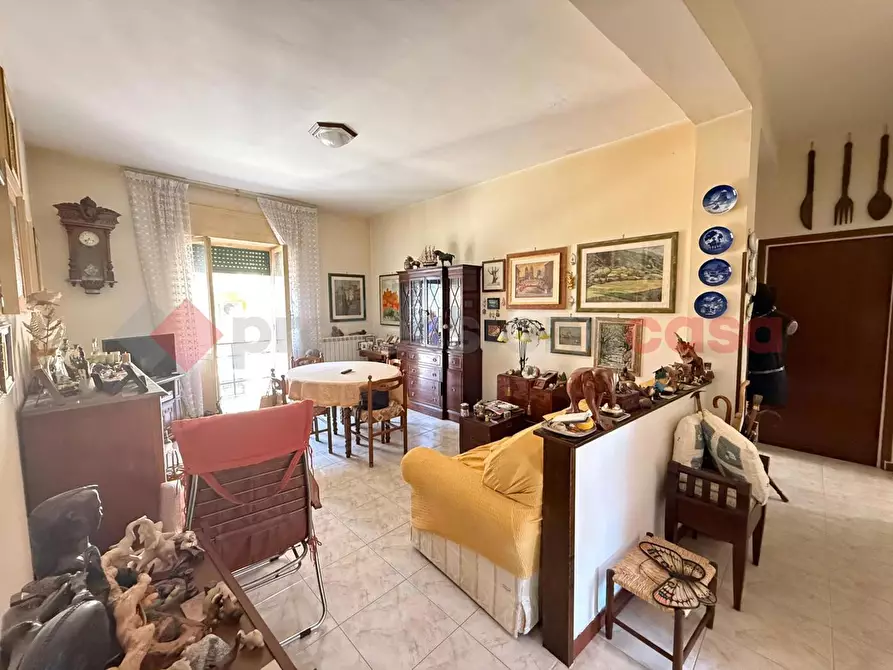 Immagine 7 di Appartamento in vendita  in Via Umberto Primo, 45 a San Polo Dei Cavalieri