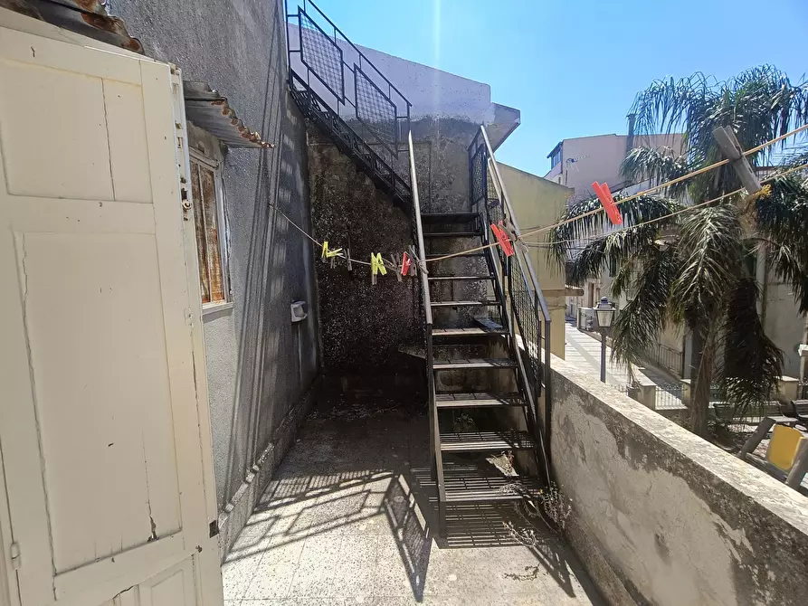 Immagine 29 di Terratetto in vendita  in Piazza marchese, 75 a Villafranca Tirrena