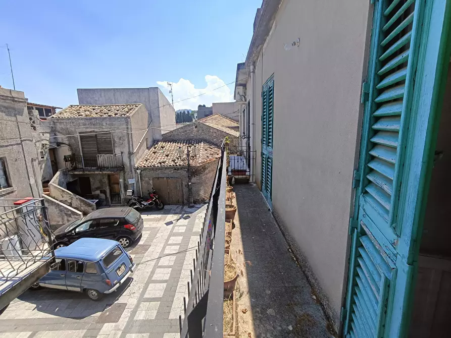 Immagine 21 di Terratetto in vendita  in Piazza marchese, 75 a Villafranca Tirrena