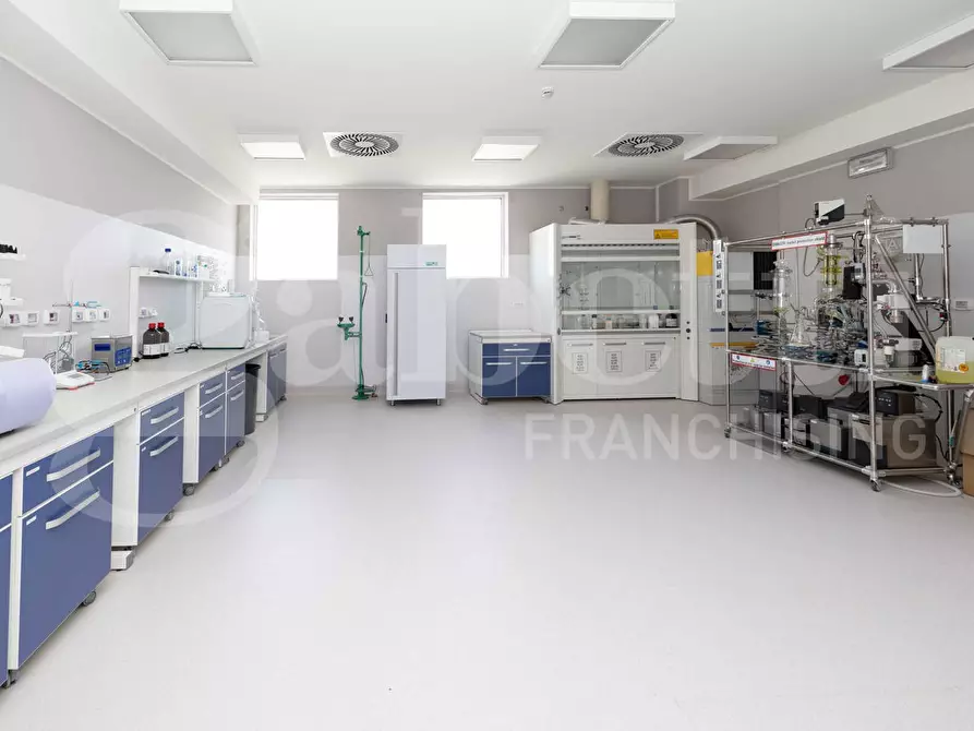 Immagine 8 di Capannone industriale in vendita  in Via Zona Industriale IV Fase - Contrada Piancatella, snc a Ragusa