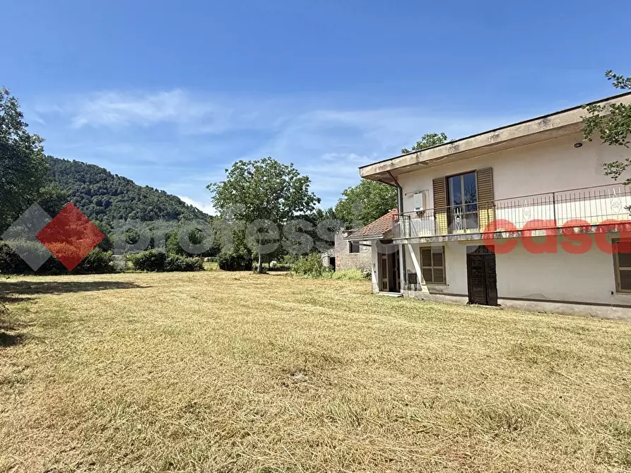 Immagine 3 di Appartamento in vendita  in Via Campo le Fraschette, scn a Alatri