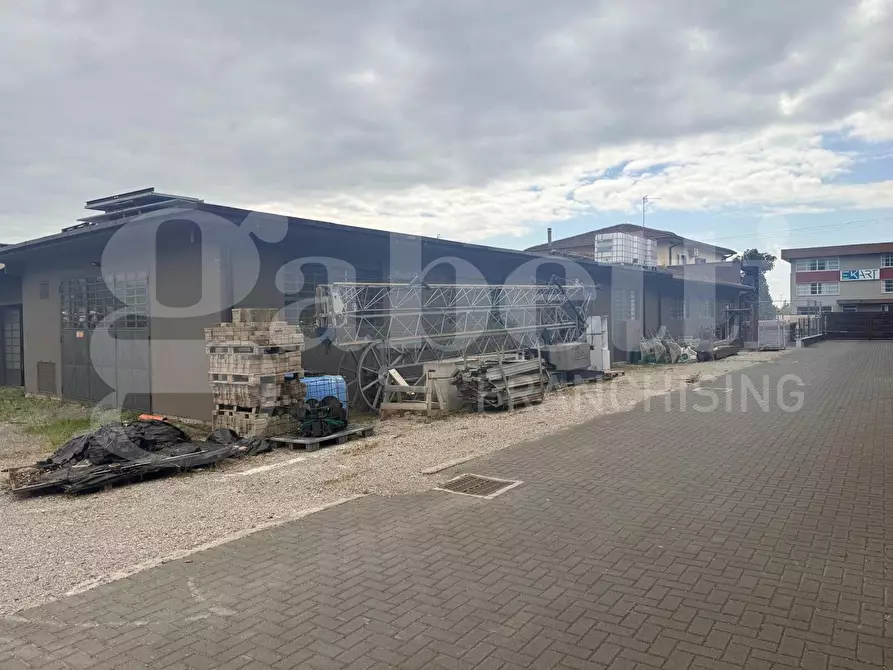 Immagine 5 di Capannone industriale in vendita  in Via renato fucini, 6 a Massa E Cozzile