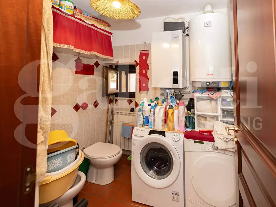Immagine 31 di Villa in vendita  in Via Livatino, 18 a Ragusa
