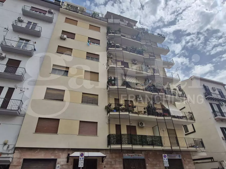 Immagine 1 di Appartamento in vendita  in Via Ciullo D'Alcamo a Palermo