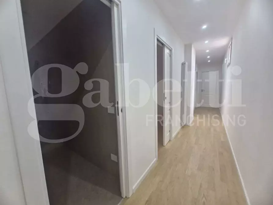 Immagine 12 di Appartamento in vendita  in Via Ciullo D'Alcamo a Palermo