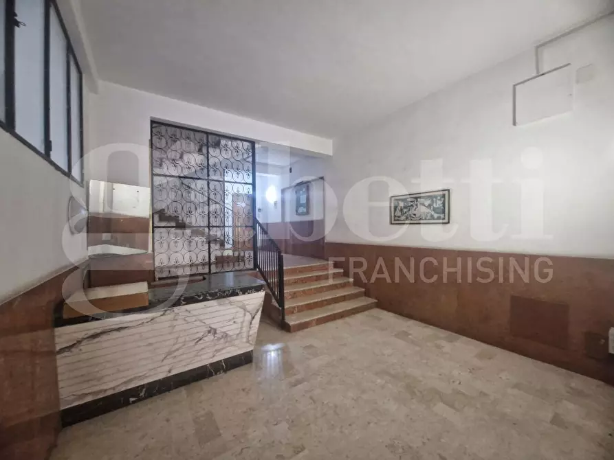 Immagine 25 di Appartamento in vendita  in Via Ciullo D'Alcamo a Palermo