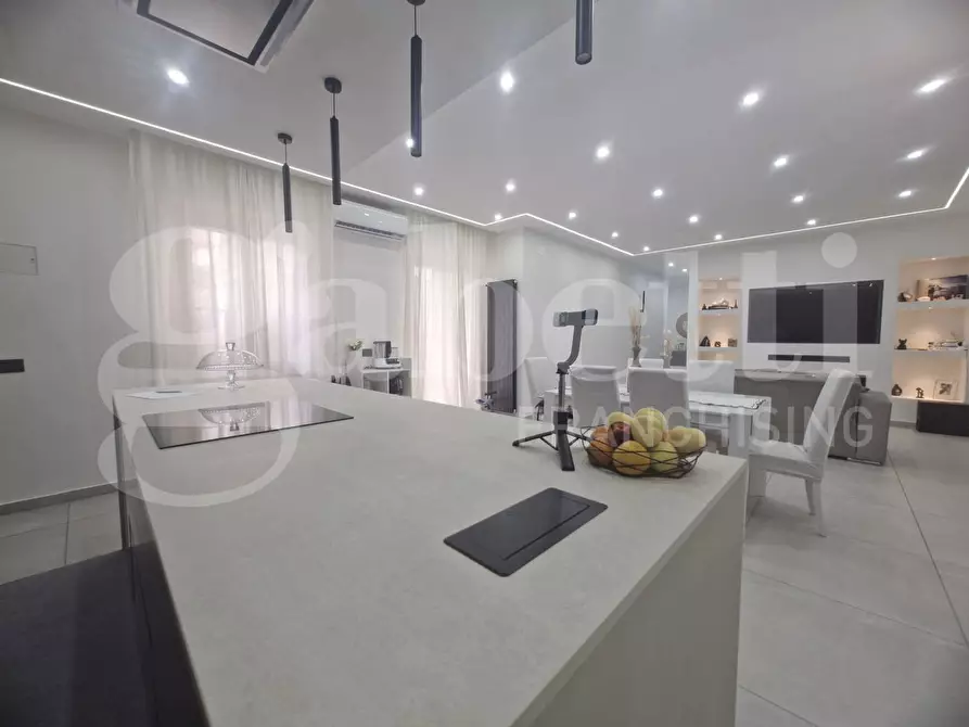 Immagine 7 di Appartamento in vendita  in Via Ciullo D'Alcamo a Palermo
