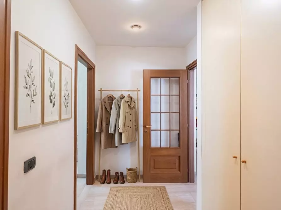 Immagine 15 di Appartamento in vendita  in Via GIAMBELLINO a Milano