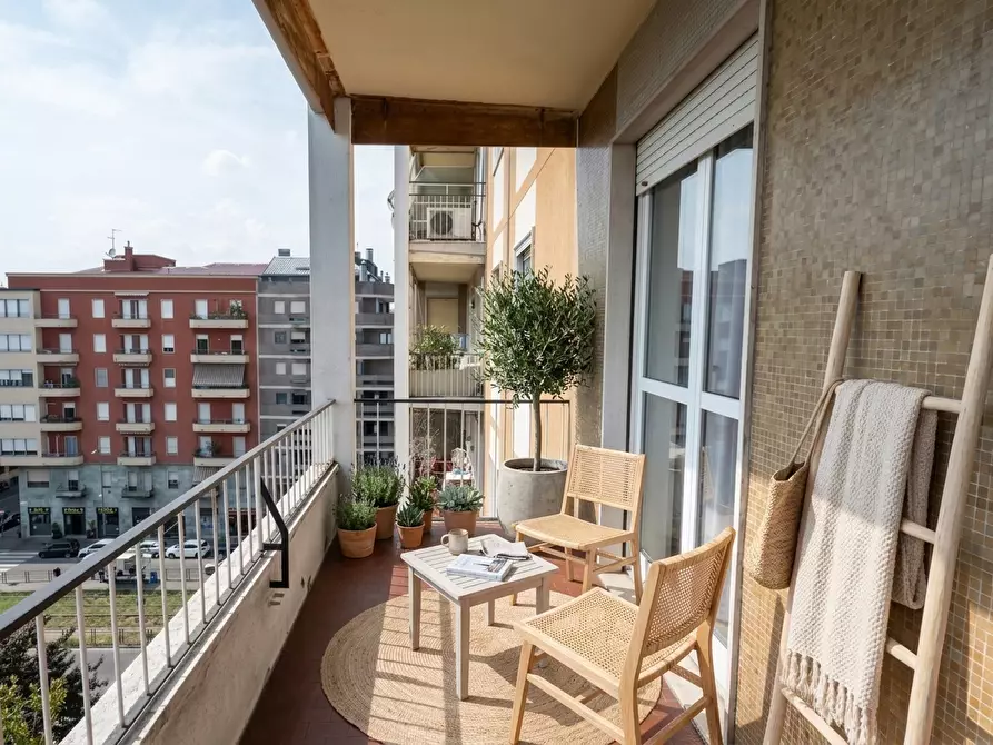 Immagine 13 di Appartamento in vendita  in Via GIAMBELLINO a Milano